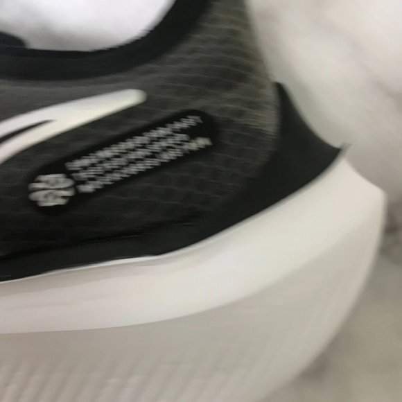 Nike Women's Black White Zoom Gravity Running Shoes (10) - Picture 6 of 8